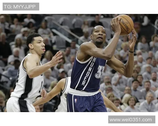 76人对阵雷霆精彩直播全程回顾与赛后分析尽在这里 76人对阵雷霆精彩直播全程回顾与赛后分析尽在这里